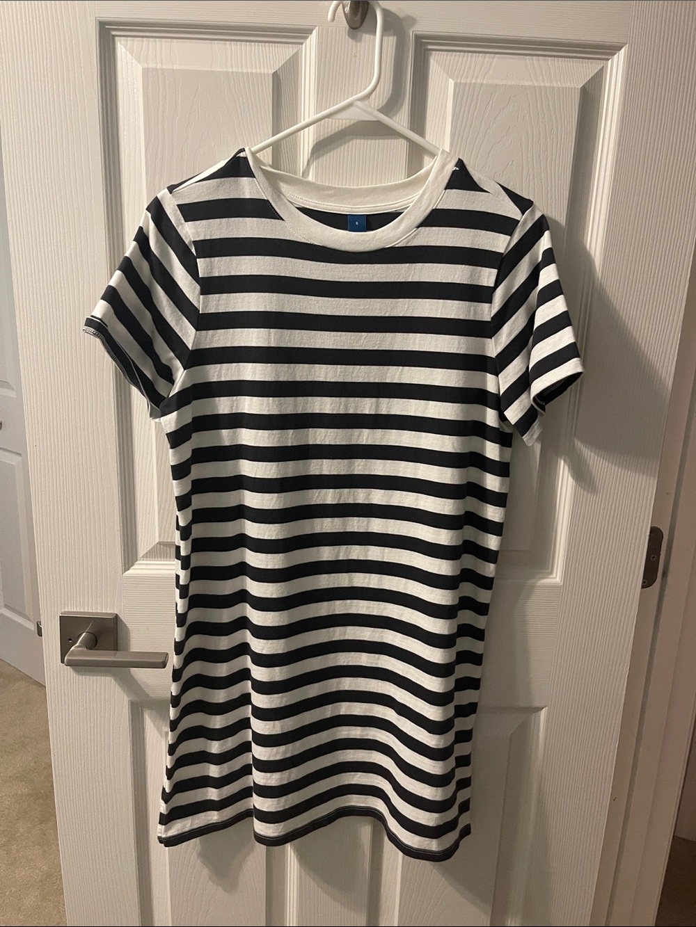 Old Navy Black and White Striped T-shirt Dress